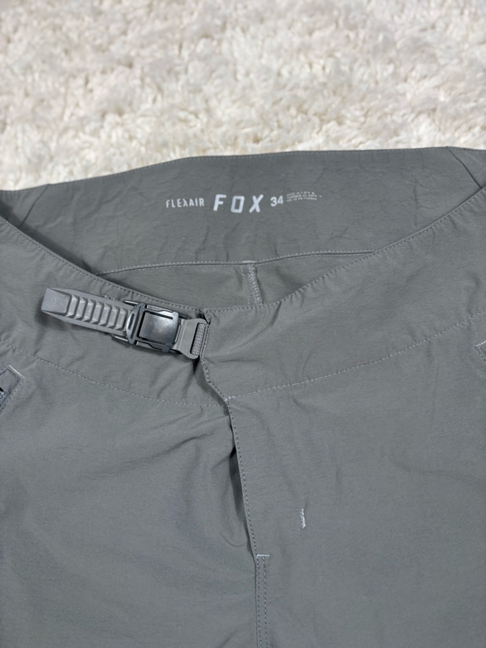 Fox Racing Flexair Men’s Mountain Bike Shorts Gray Size 34 MTB Cycling - Picture 2 of 14